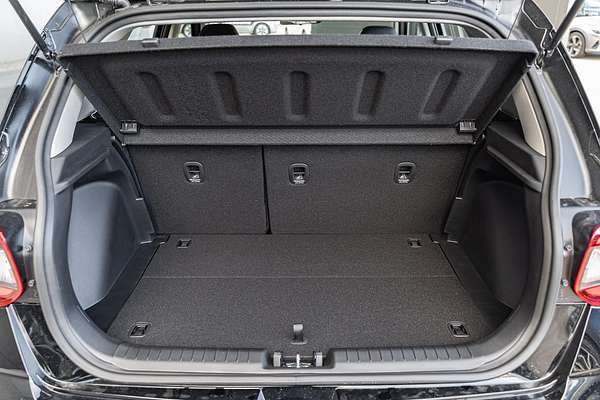 2025 Hyundai Venue Active QX.V5