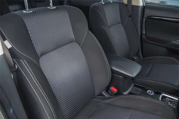 2018 Mitsubishi Outlander ES ZL