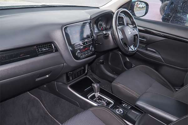 2018 Mitsubishi Outlander ES ZL