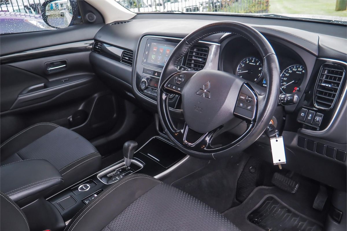 2018 Mitsubishi Outlander ES ZL