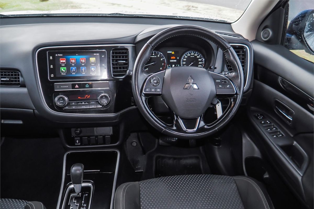 2018 Mitsubishi Outlander ES ZL