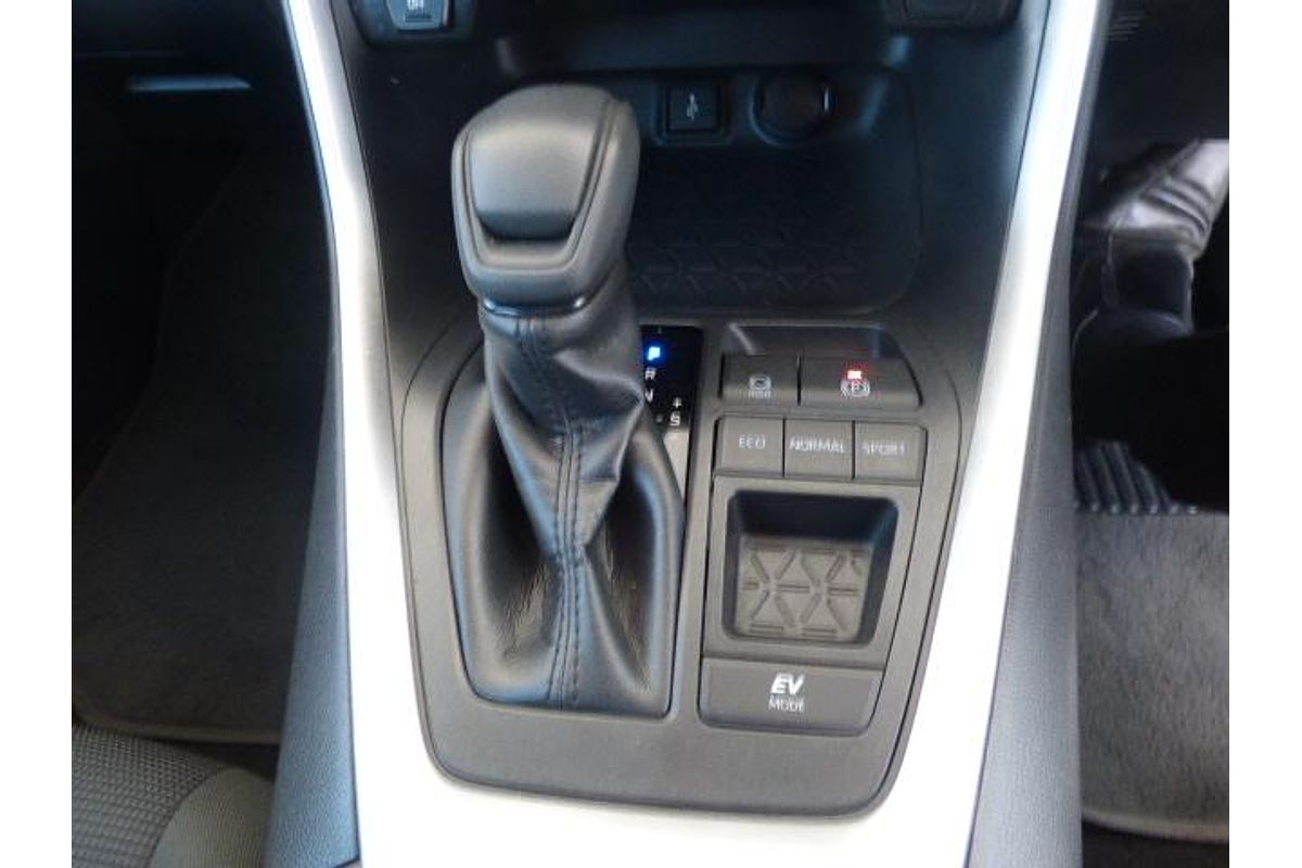 2020 Toyota RAV4 GX AXAH52R