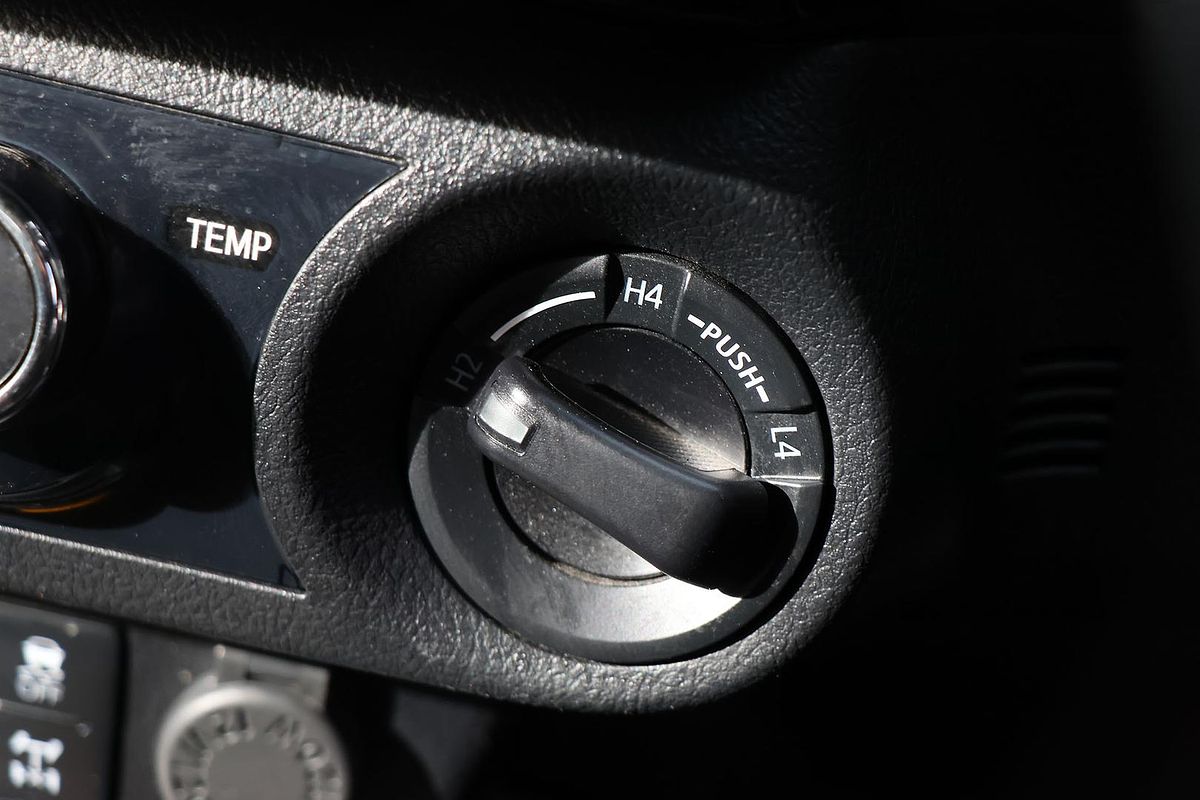 2021 Toyota Hilux Rugged X GUN126R 4X4