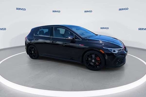 2024 Volkswagen Golf 380 SE