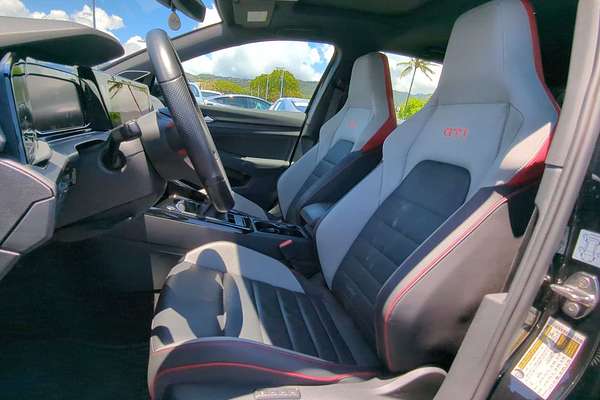 2024 Volkswagen Golf 380 SE