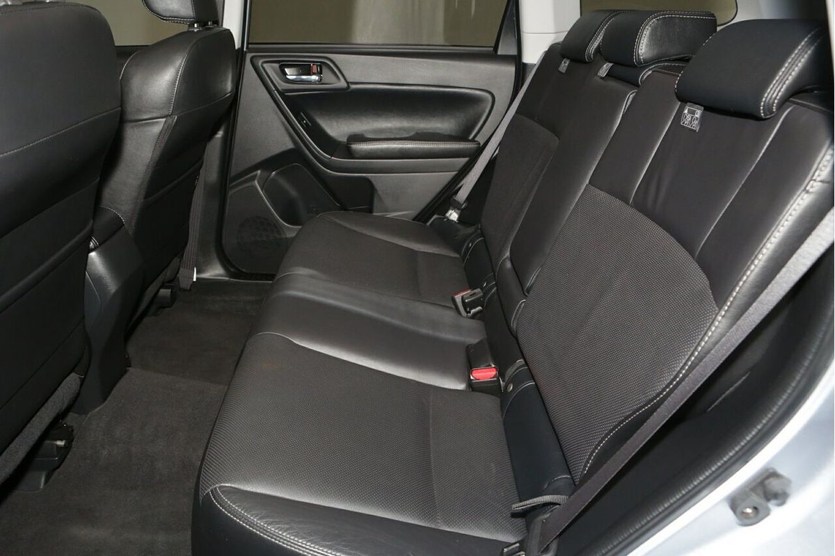 2016 Subaru Forester 2.5i-S S4