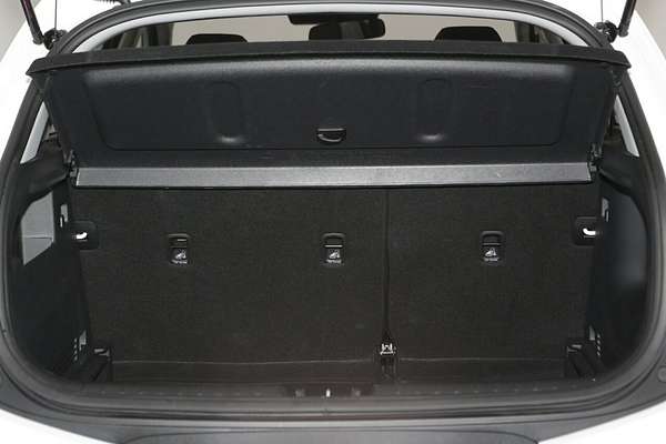 2024 Kia Stonic S YB