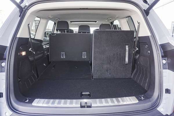 2025 LDV D90 Executive SV9A