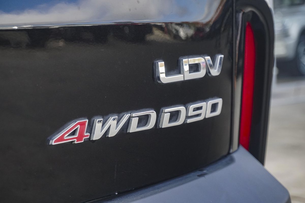 2022 LDV D90 Executive SV9A