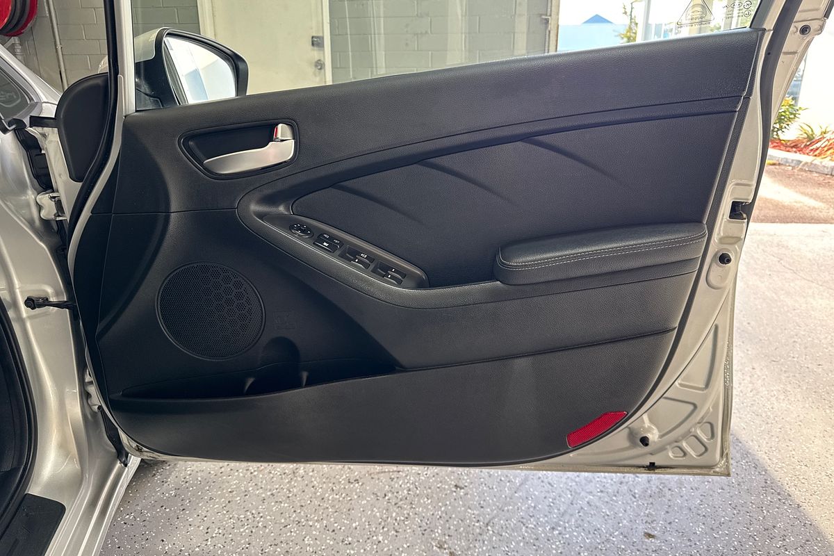 2017 Kia Cerato S YD