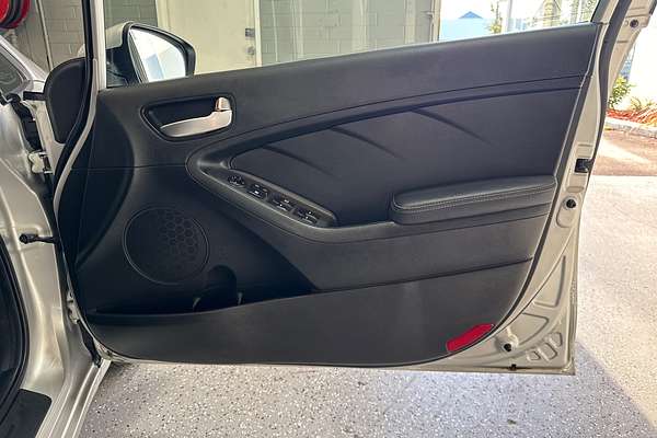 2017 Kia Cerato S YD