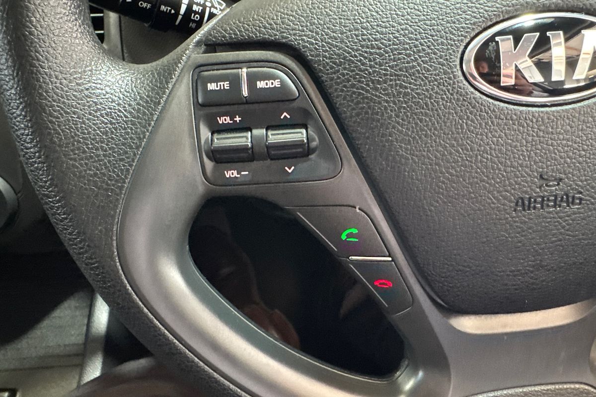 2017 Kia Cerato S YD