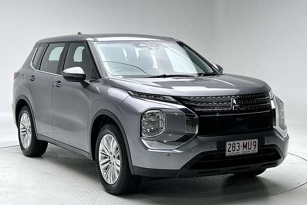 2022 Mitsubishi Outlander ES ZM