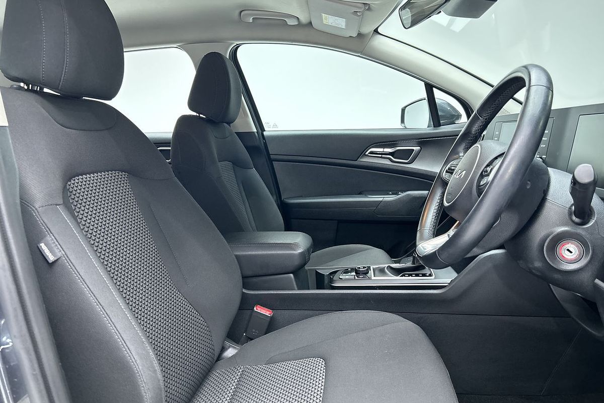 2023 Kia Sportage S NQ5