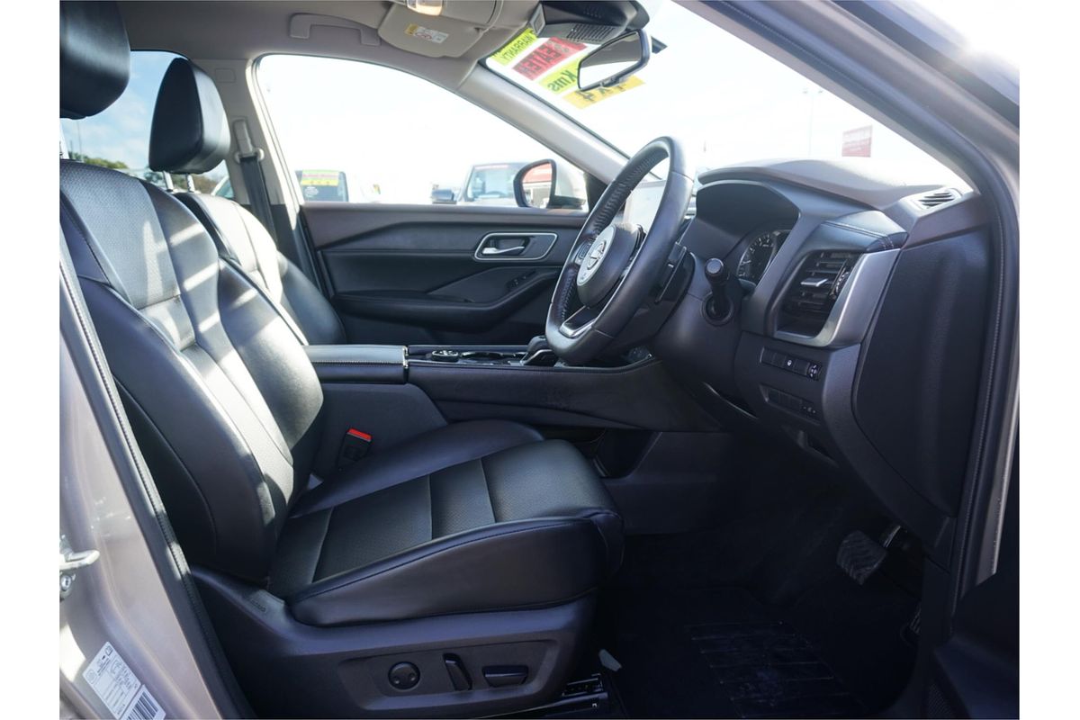 2023 Nissan X-TRAIL ST-L T33