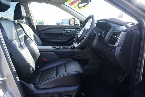 2023 Nissan X-TRAIL ST-L T33