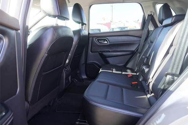 2023 Nissan X-TRAIL ST-L T33