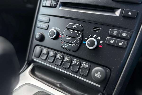 2014 Volvo XC90 R-Design