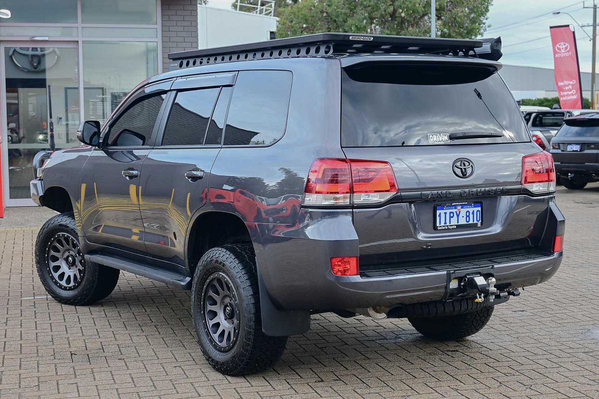 2017 Toyota Landcruiser GXL VDJ200R