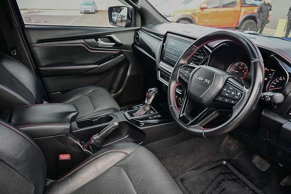 2022 Isuzu D-MAX X-TERRAIN 4X4