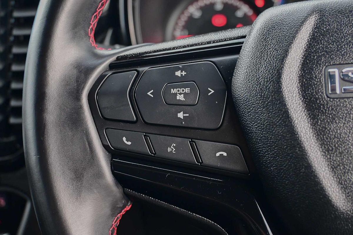 2022 Isuzu D-MAX X-TERRAIN 4X4