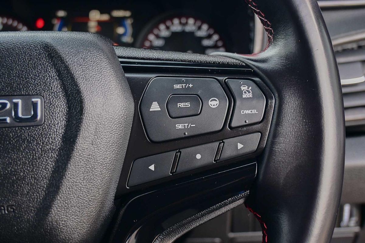 2022 Isuzu D-MAX X-TERRAIN 4X4