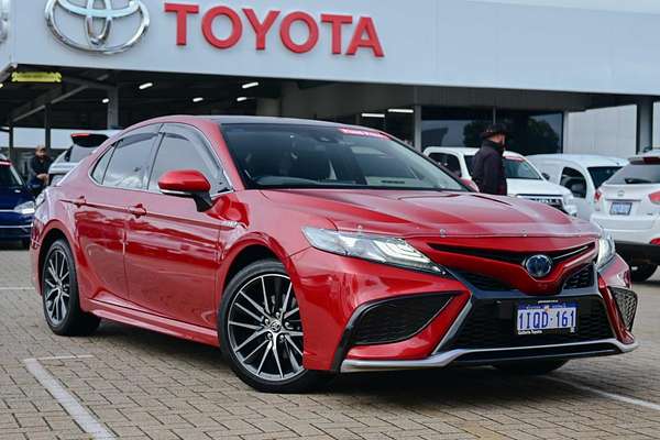 2022 Toyota Camry SL AXVH70R