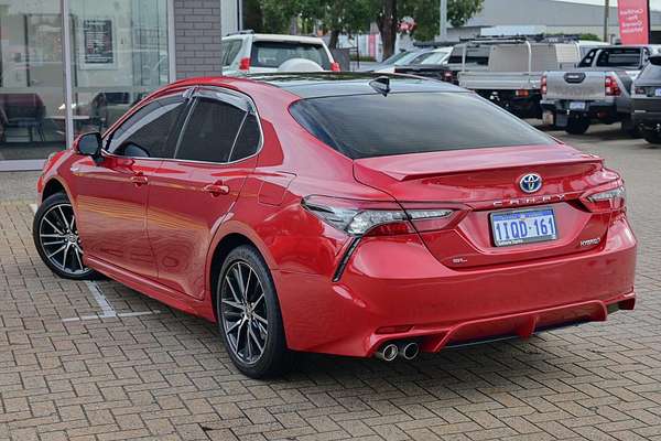 2022 Toyota Camry SL AXVH70R