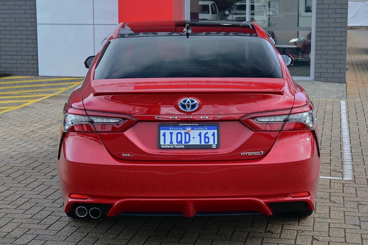2022 Toyota Camry SL AXVH70R