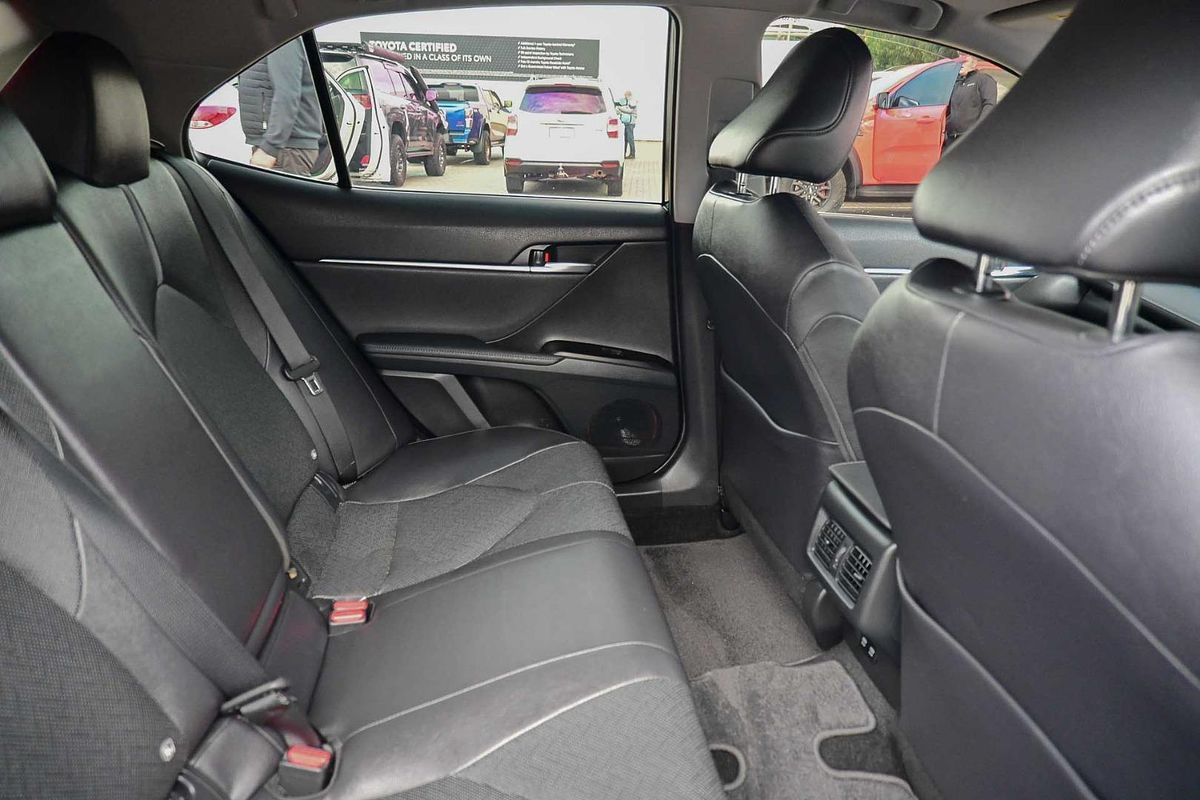 2022 Toyota Camry SL AXVH70R