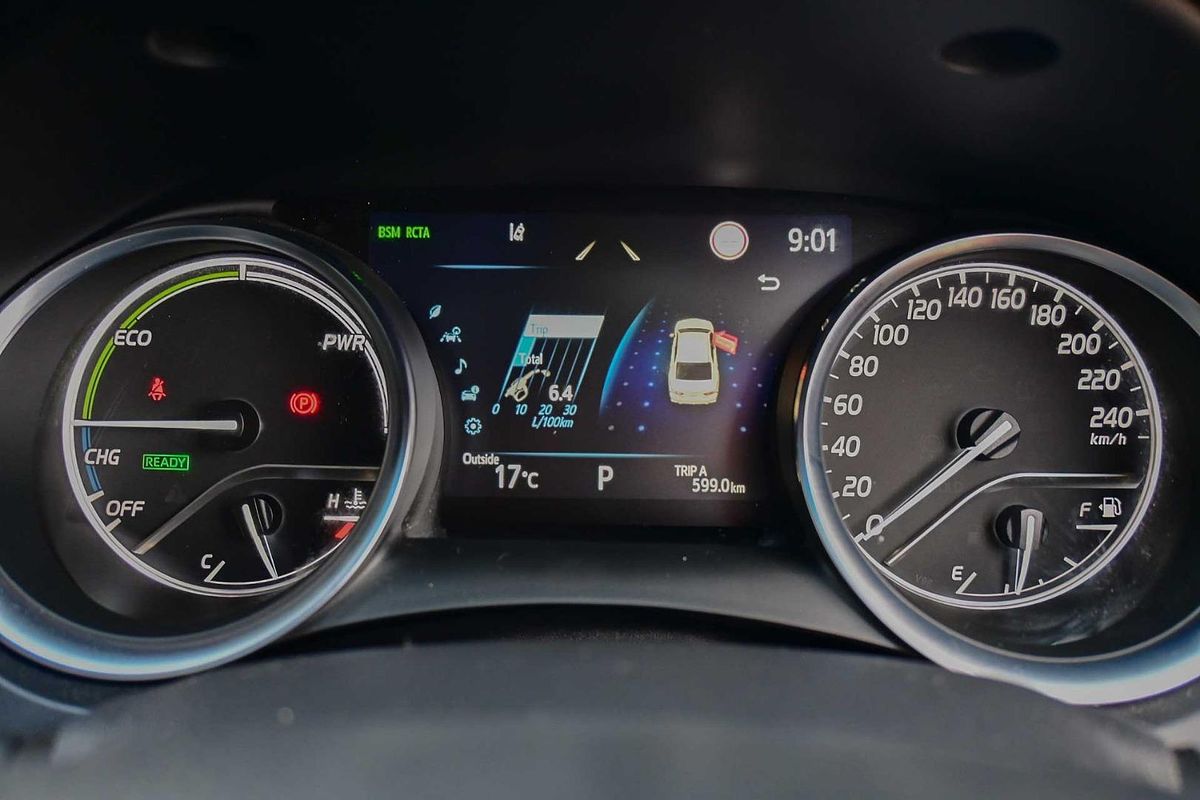 2022 Toyota Camry SL AXVH70R