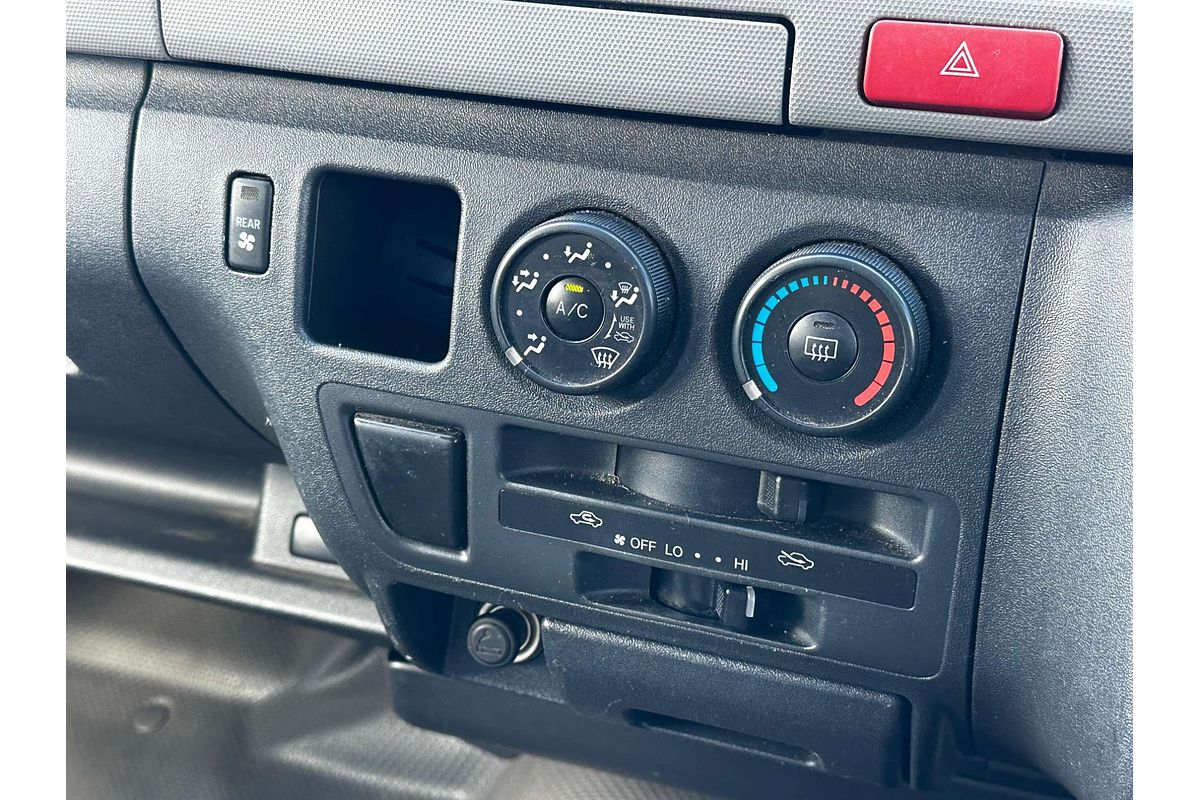 2008 Toyota Hiace Commuter KDH223R