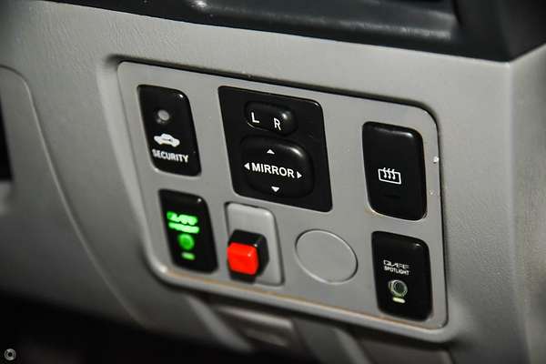 2008 Toyota Hilux SR KUN26R 4X4