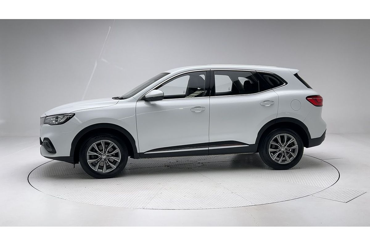 2021 MG HS Core SAS23