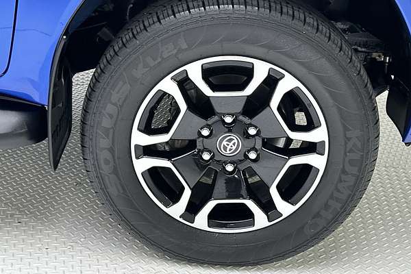 2020 Toyota Hilux SR5 GUN126R 4X4