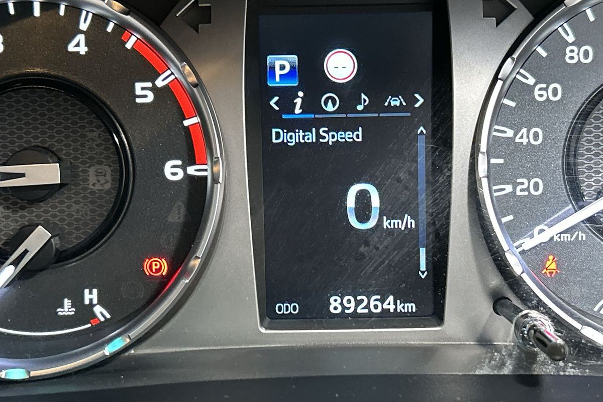 2020 Toyota Hilux SR5 GUN126R 4X4