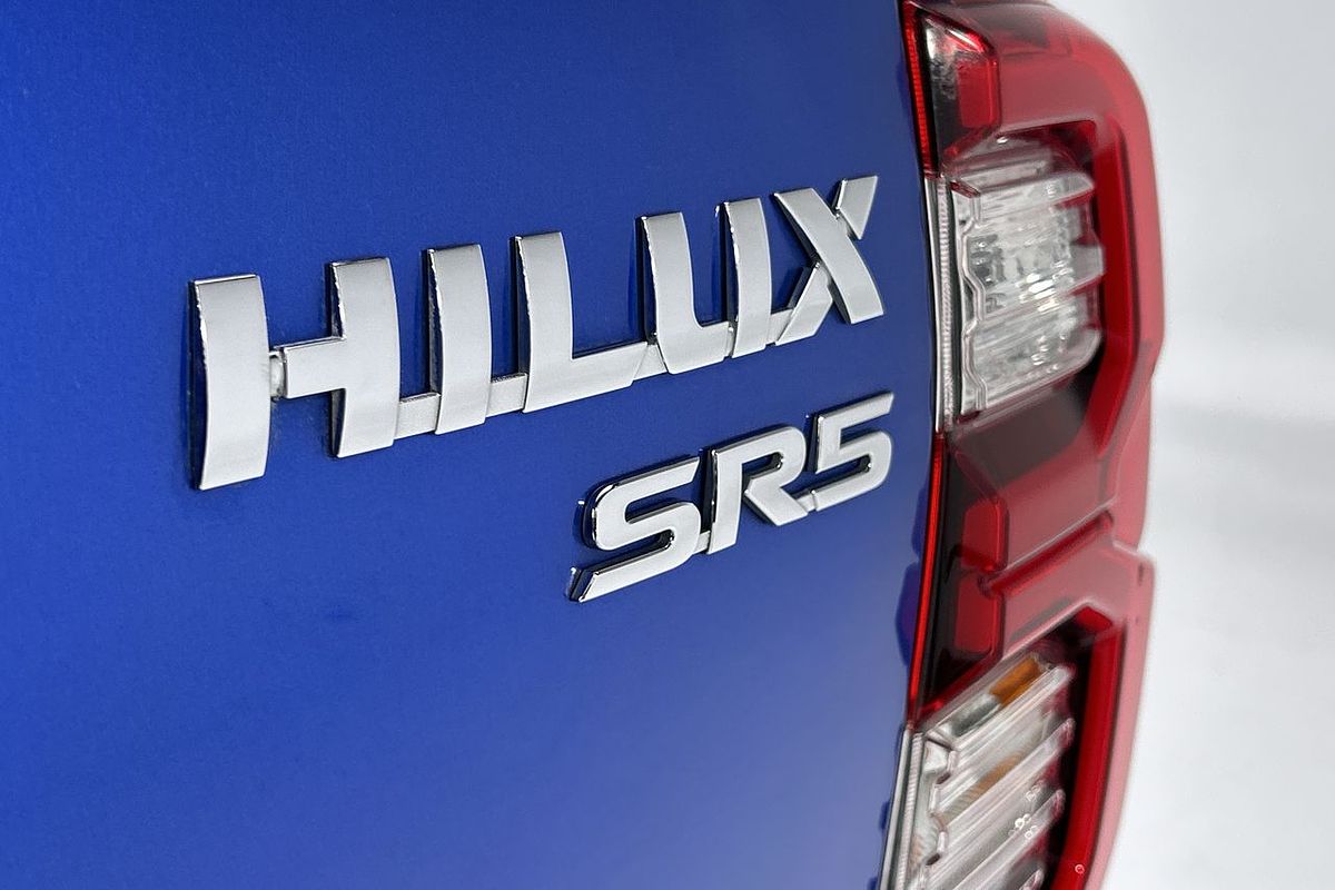 2020 Toyota Hilux SR5 GUN126R 4X4
