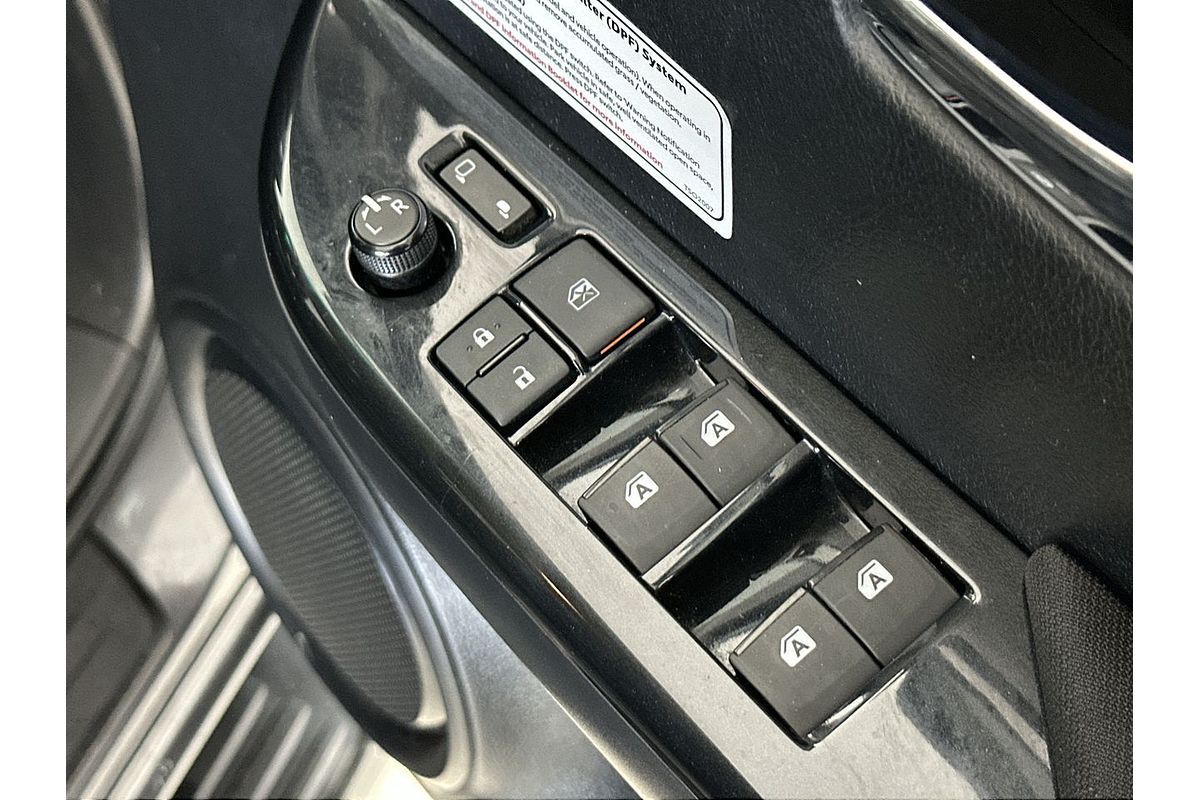 2022 Toyota Hilux SR5 GUN126R 4X4