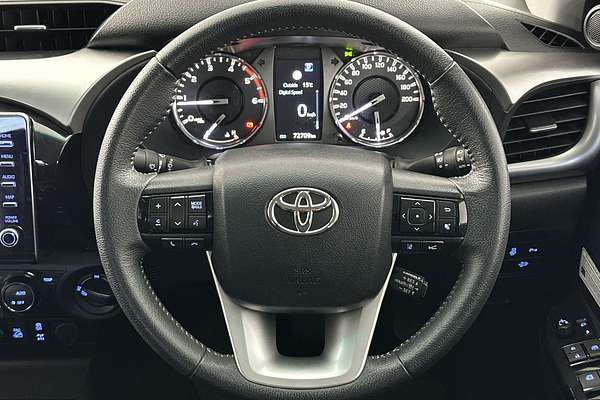 2022 Toyota Hilux SR5 GUN126R 4X4