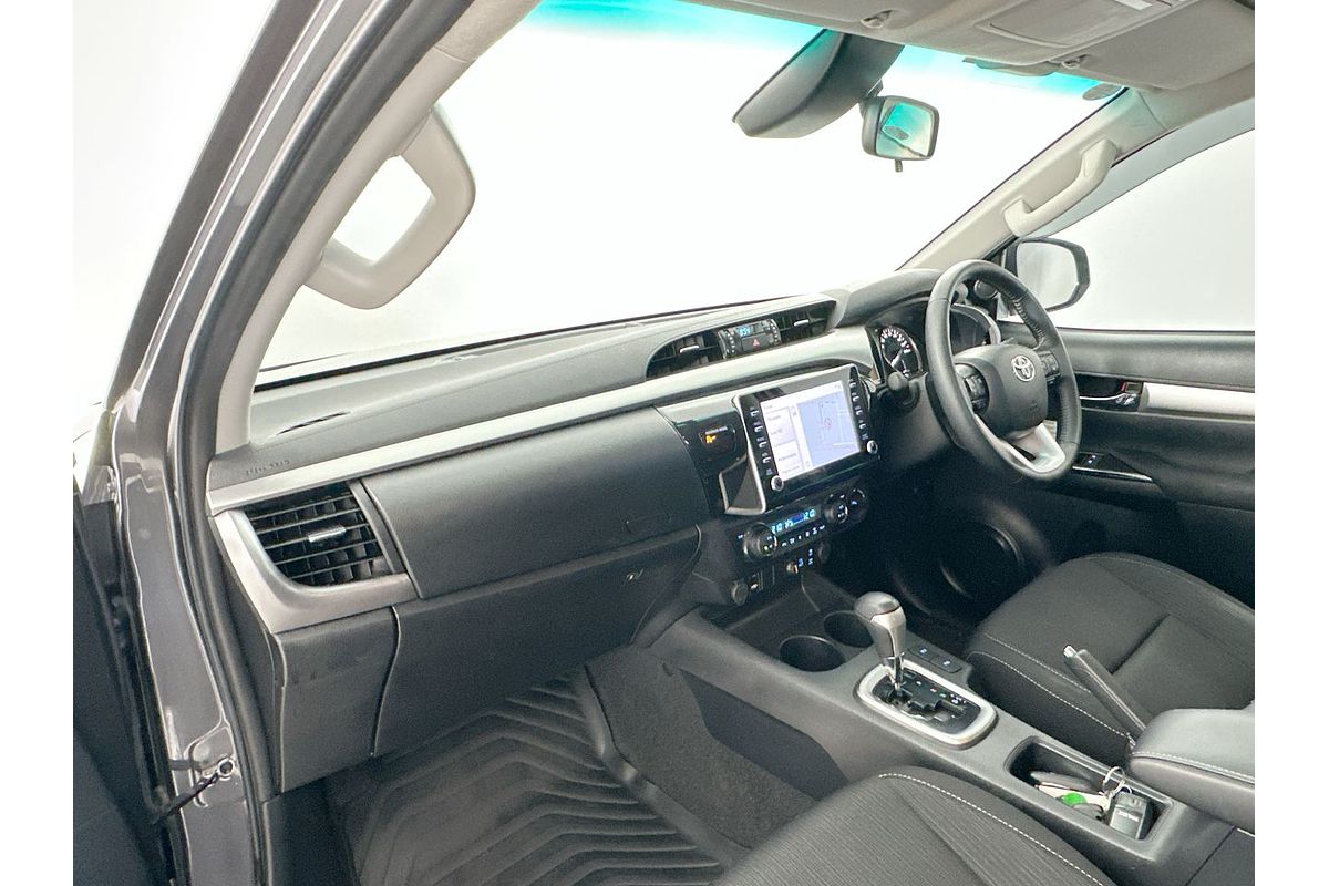 2022 Toyota Hilux SR5 GUN126R 4X4