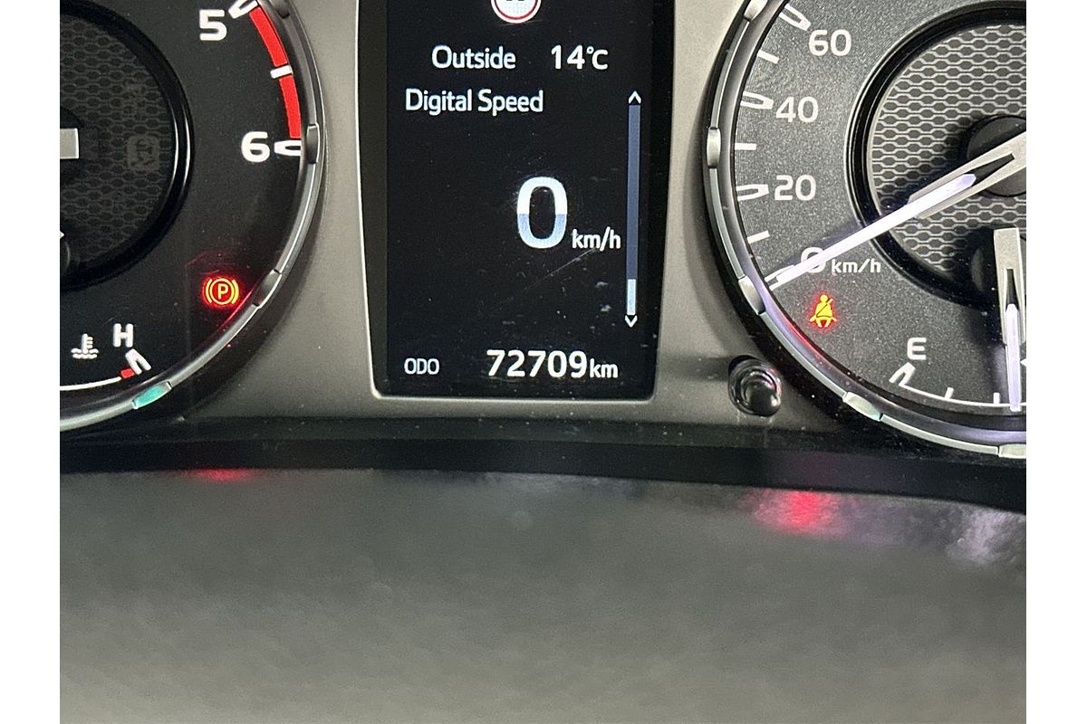 2022 Toyota Hilux SR5 GUN126R 4X4
