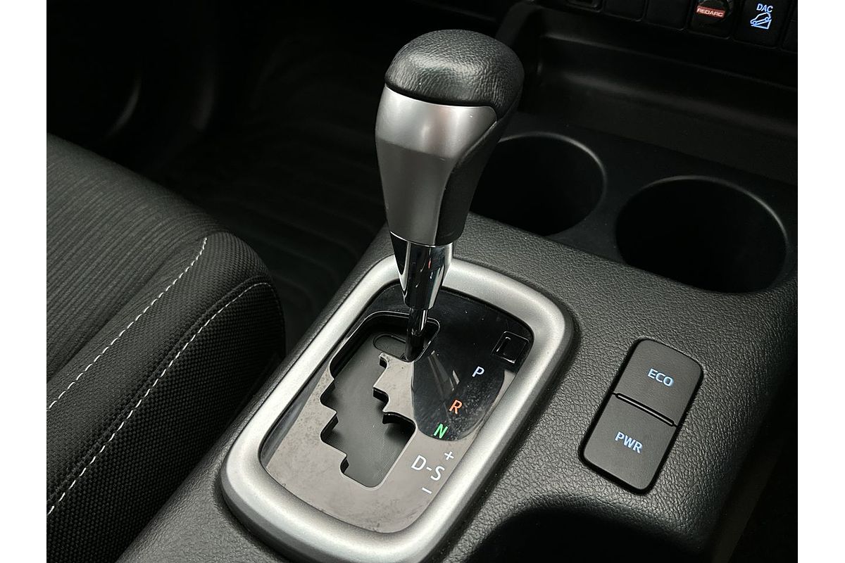 2022 Toyota Hilux SR5 GUN126R 4X4