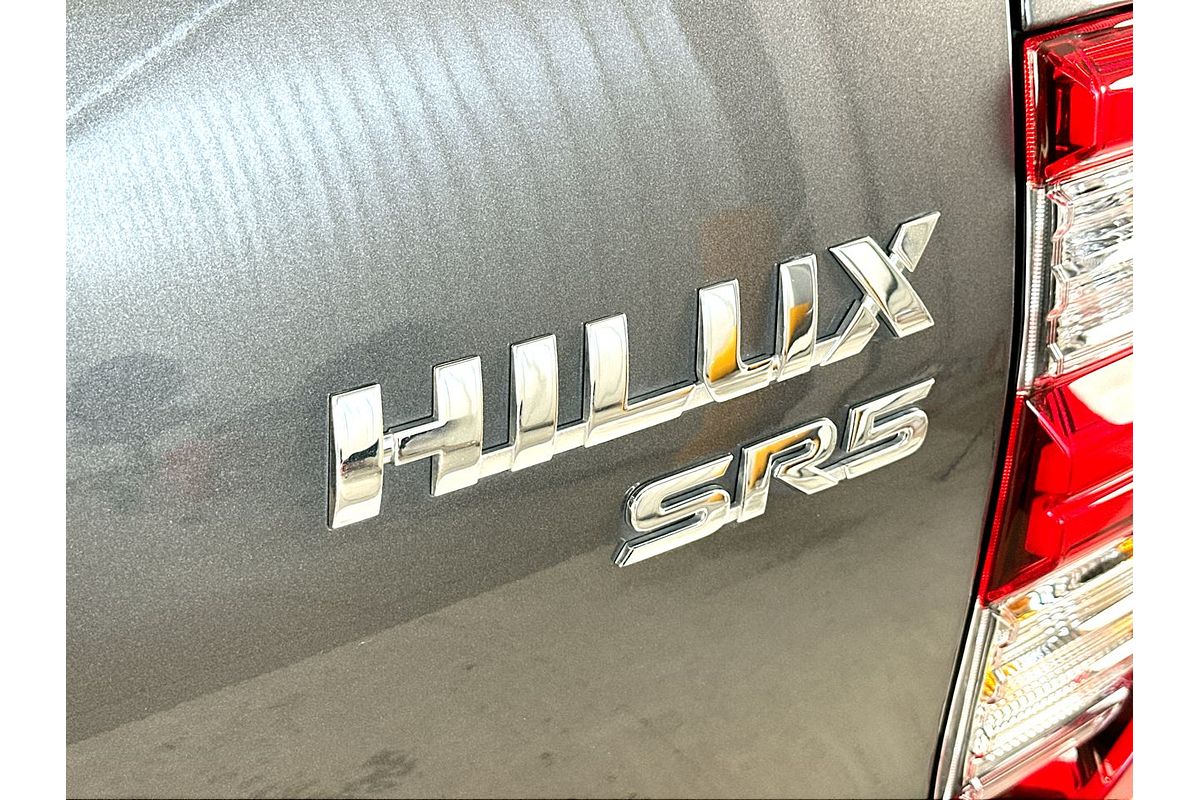 2022 Toyota Hilux SR5 GUN126R 4X4