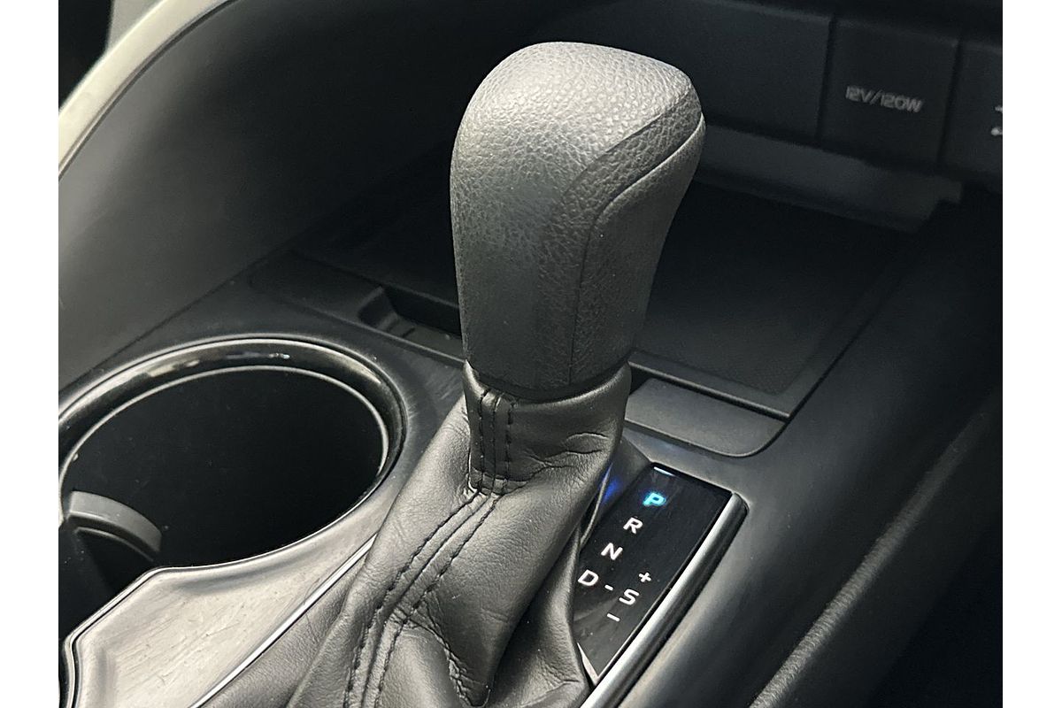 2018 Toyota Camry Ascent AXVH71R