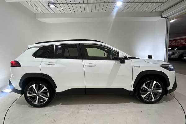 2024 Toyota Corolla Cross Atmos MXGH15R