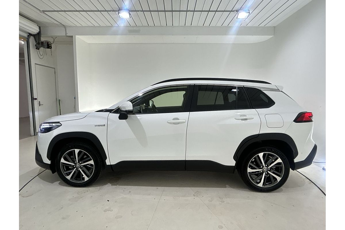 2024 Toyota Corolla Cross Atmos MXGH15R