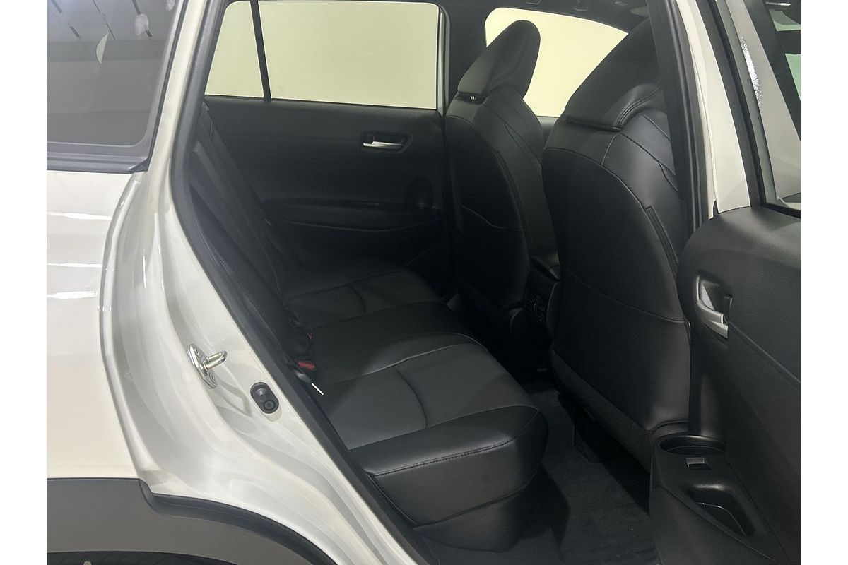 2024 Toyota Corolla Cross Atmos MXGH15R