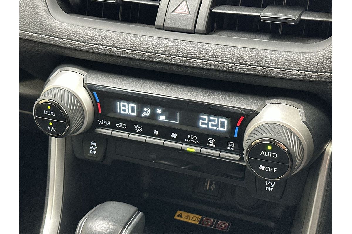 2024 Toyota RAV4 GXL MXAA52R