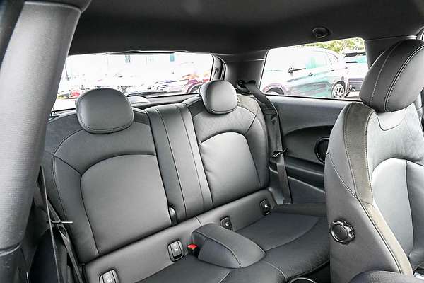 2022 MINI Hatch John Cooper Works Classic F56 LCI-2