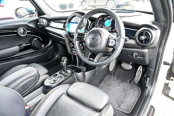 2022 MINI Hatch John Cooper Works Classic F56 LCI-2